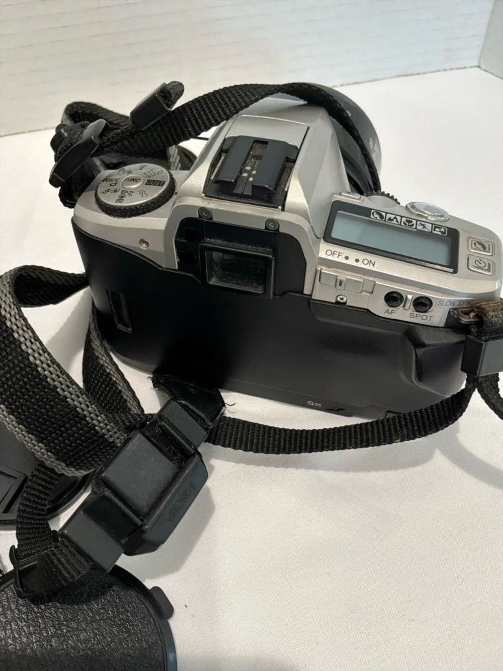 Minolta Vintage 35mm SLR Camera with Interchangeable Lenses - Black